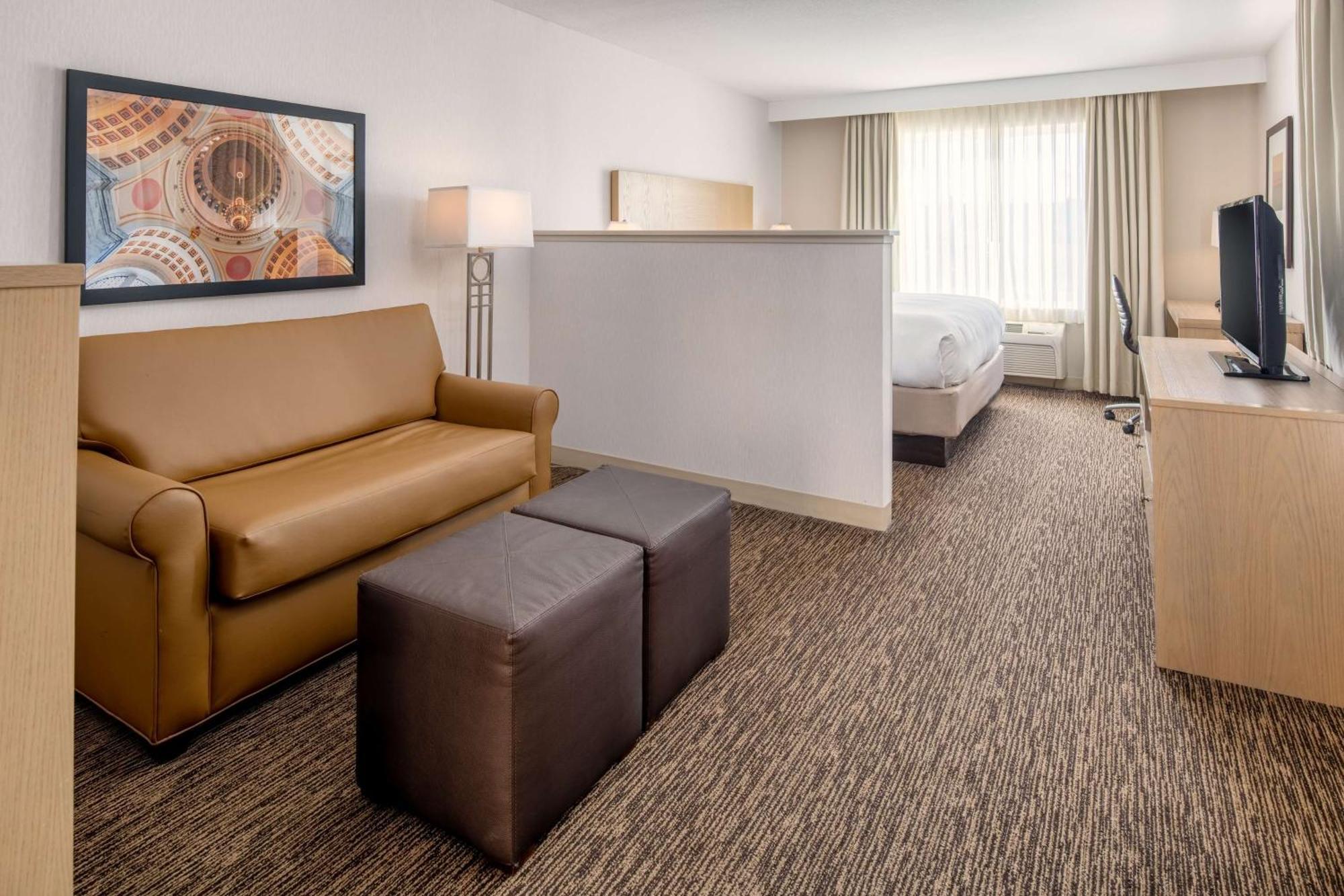Hotel Doubletree By Hilton Olympia Exteriér fotografie