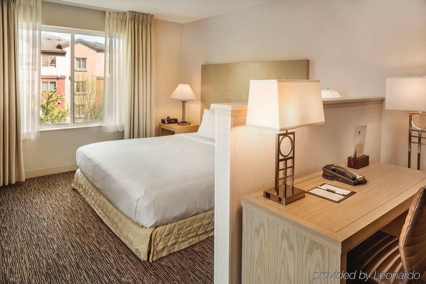 Hotel Doubletree By Hilton Olympia Exteriér fotografie
